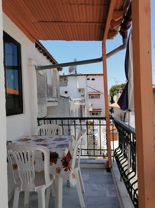 Слика на Вила “Thanasis Apartments” – Неа Флогита